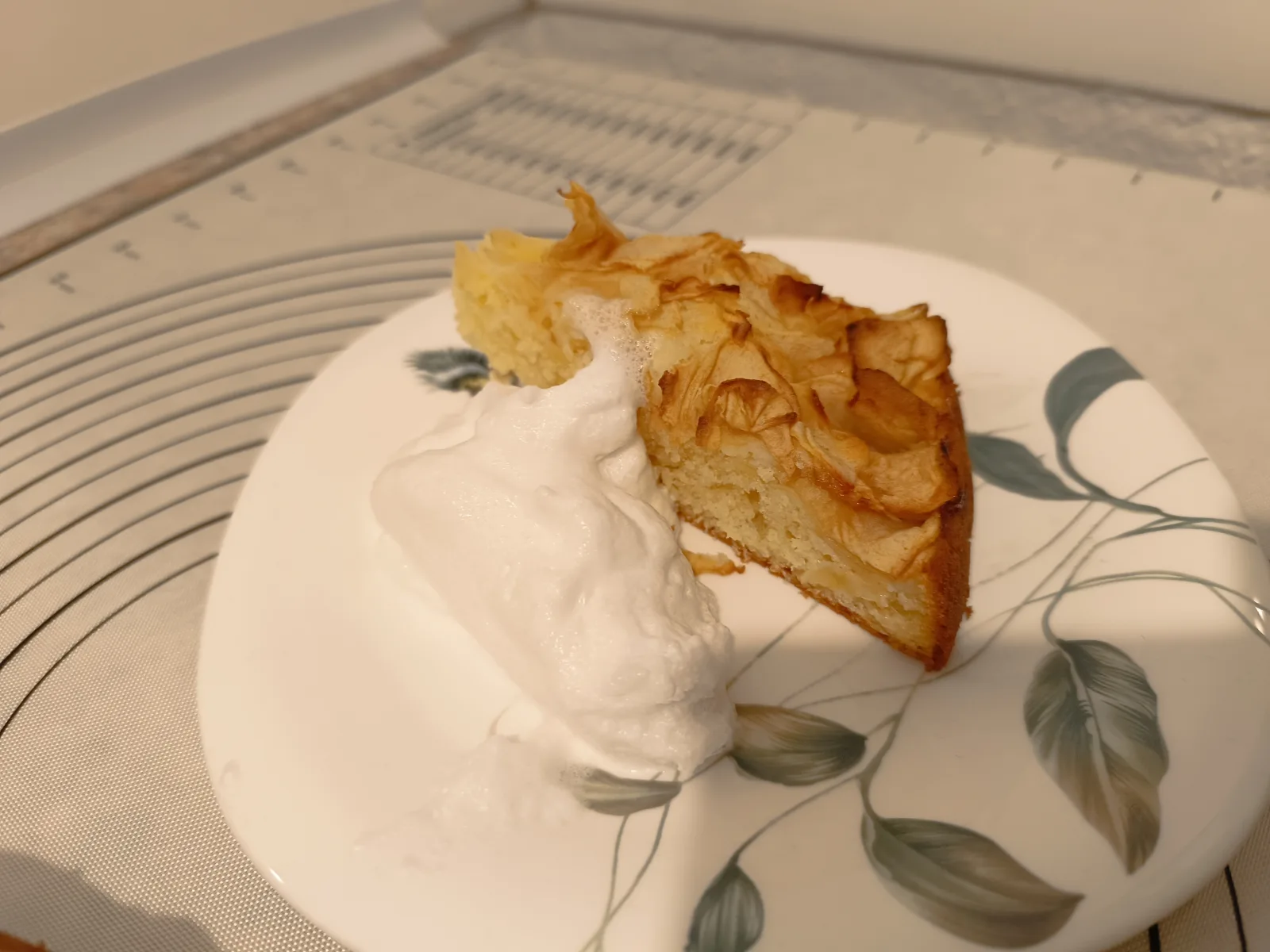 Apfel-Zimt-Joghurt-Kuchen